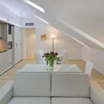 Hotel Swiss Luxury - Serviced