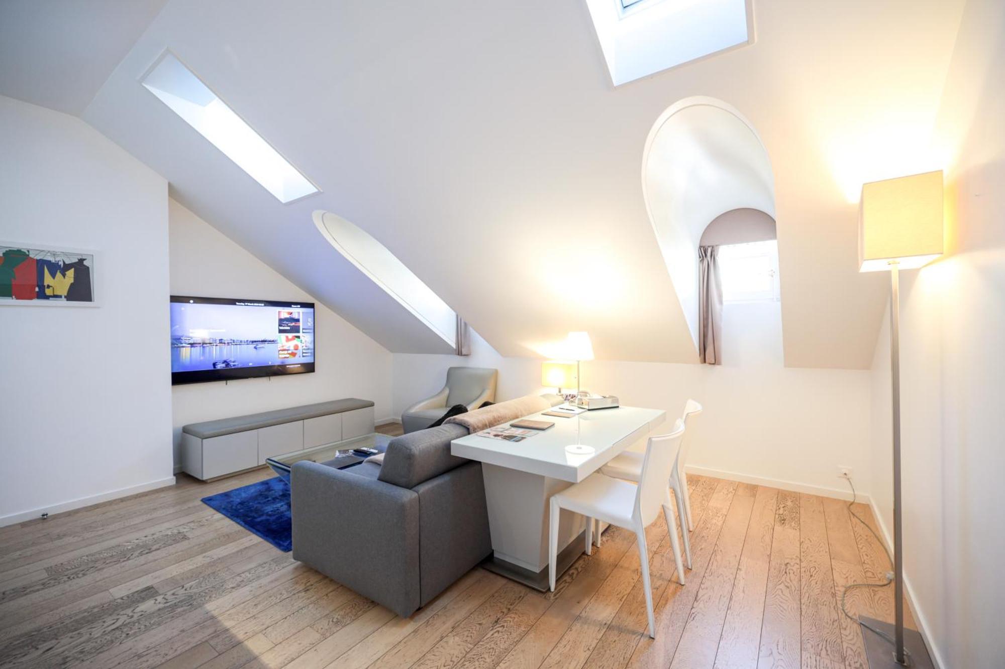 Hotel Swiss Luxury - Serviced